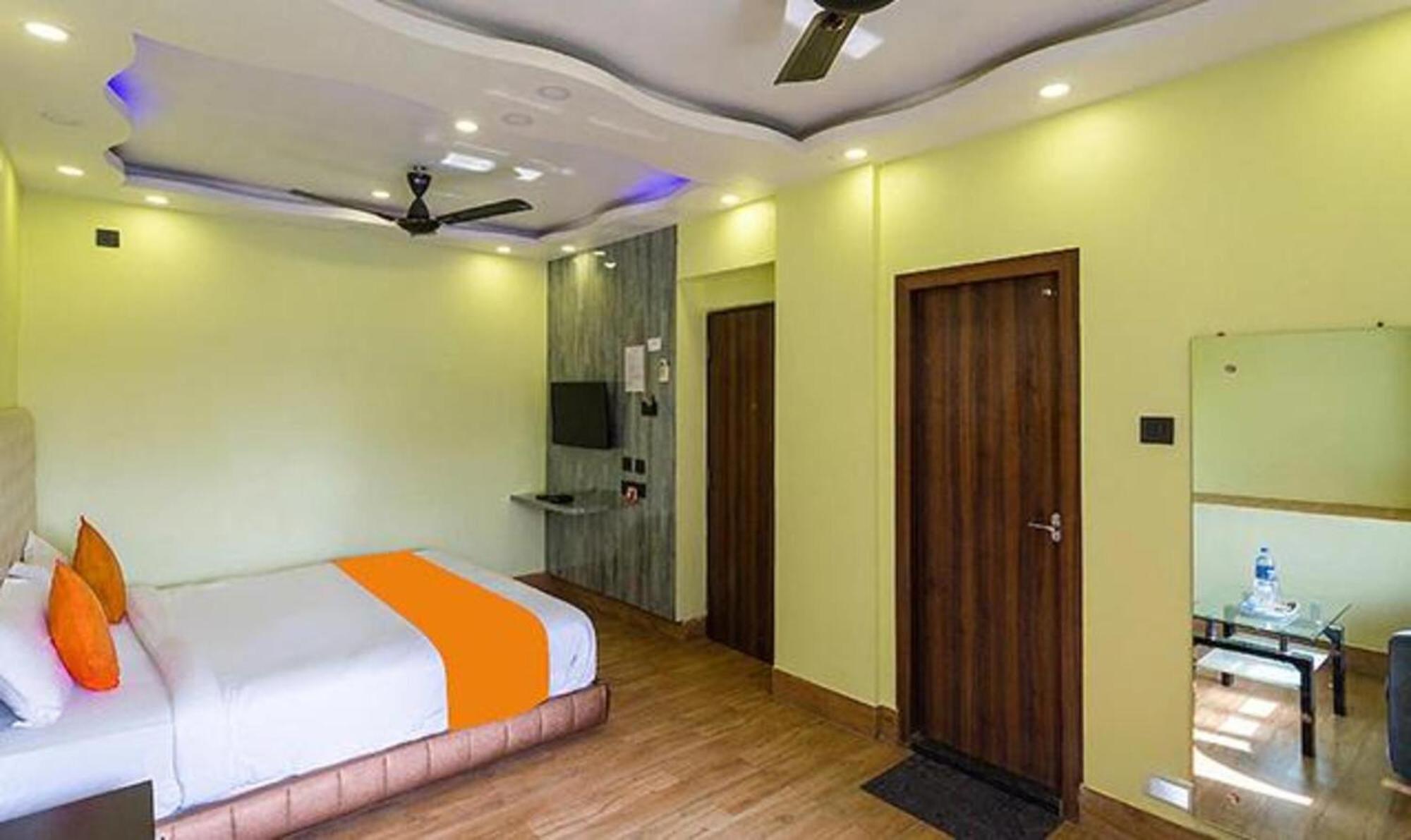 Fabhotel Aspiring Inn Jādabpur Exterior foto